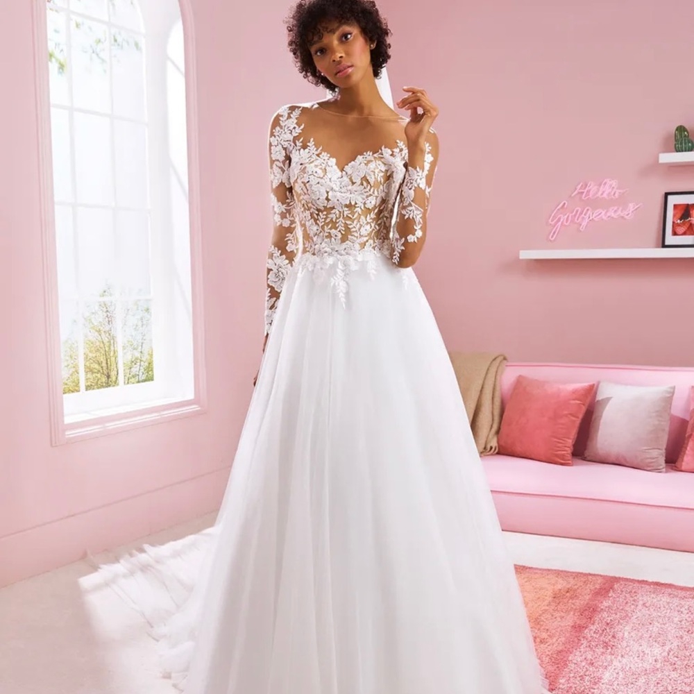 Lace Long Sleeve Wedding Dress